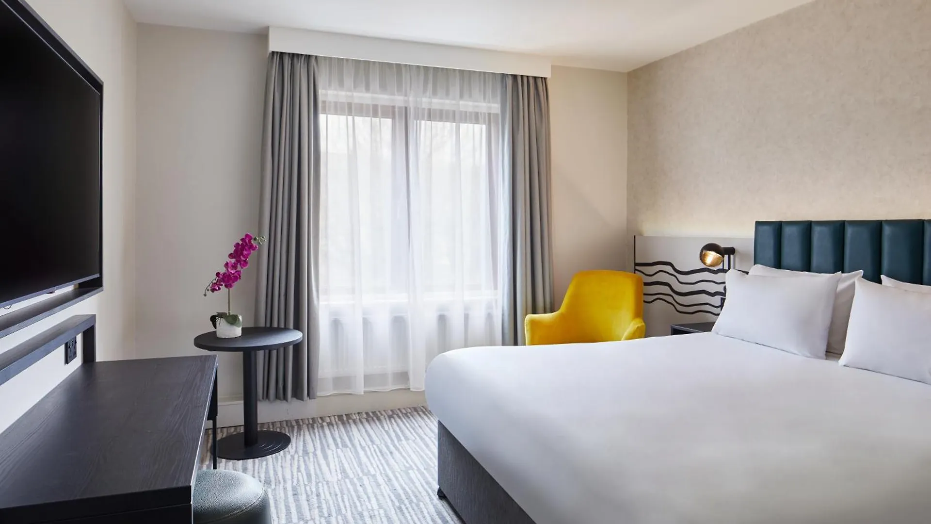 Leonardo Hotel Dublin Christchurch - Formerly Jurys Inn