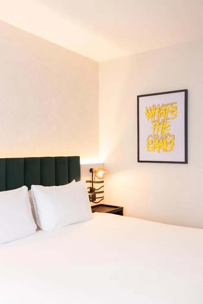 Leonardo Hotel Dublin Christchurch - Formerly Jurys Inn 4*,  Irlandia