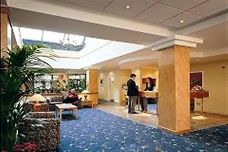 Leonardo Hotel Dublin Christchurch - Formerly Jurys Inn