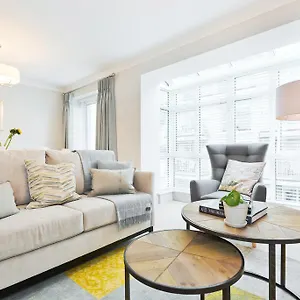 Exclusive Centre Apartment
