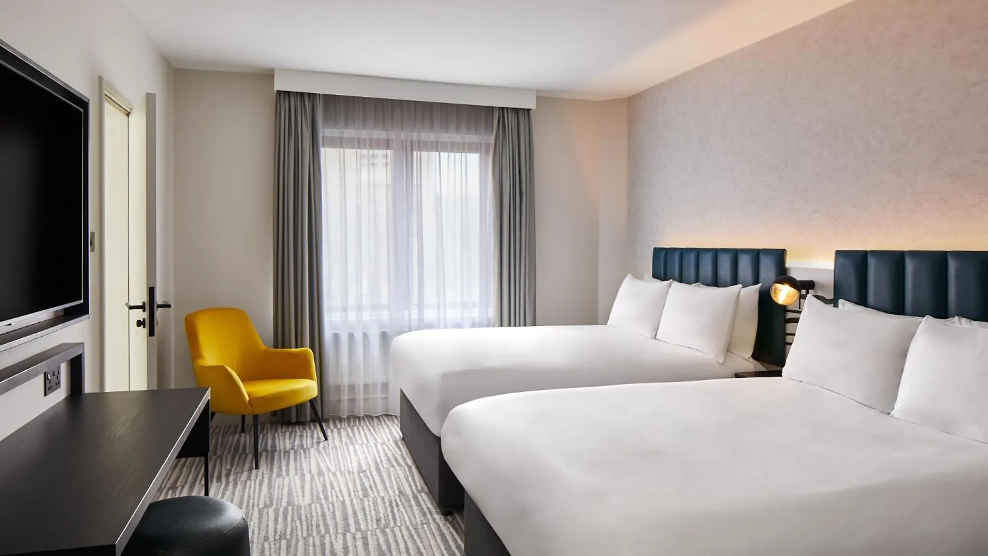 Leonardo Hotel Dublin Christchurch - Formerly Jurys Inn