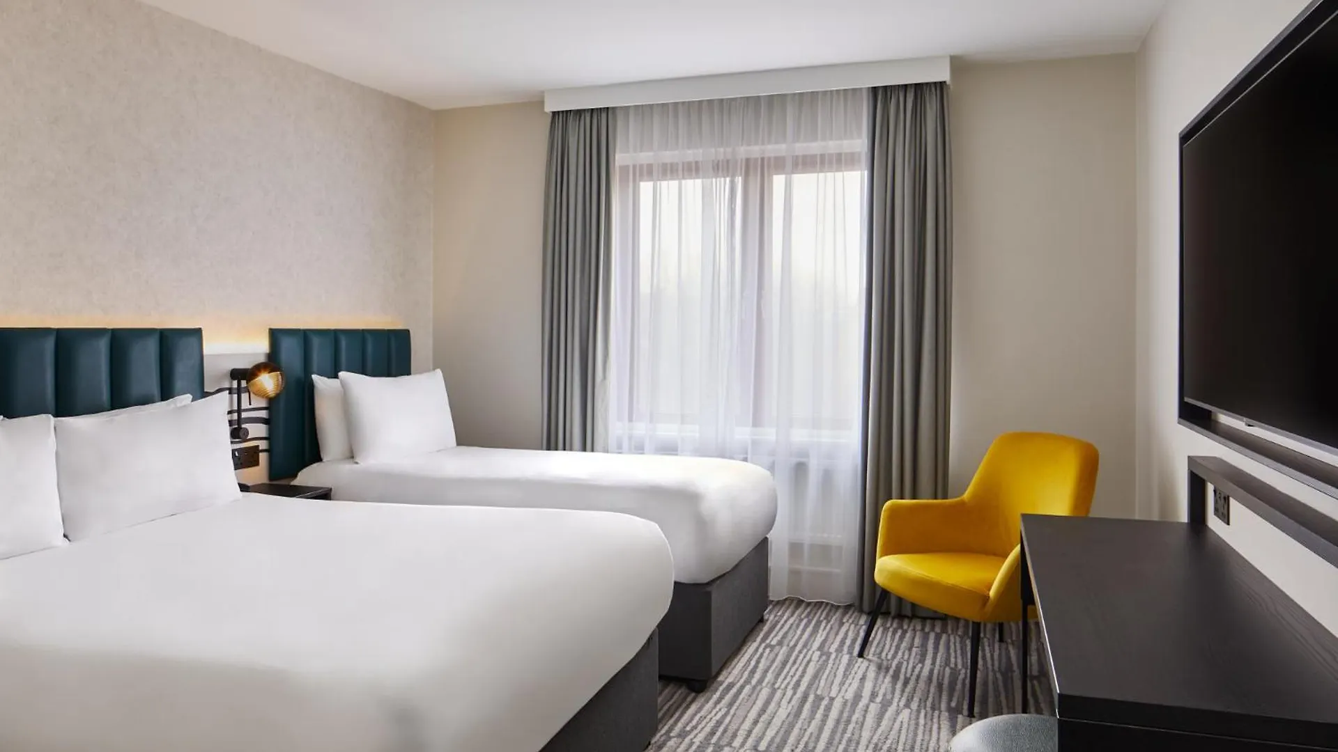 Leonardo Hotel Dublin Christchurch - Formerly Jurys Inn